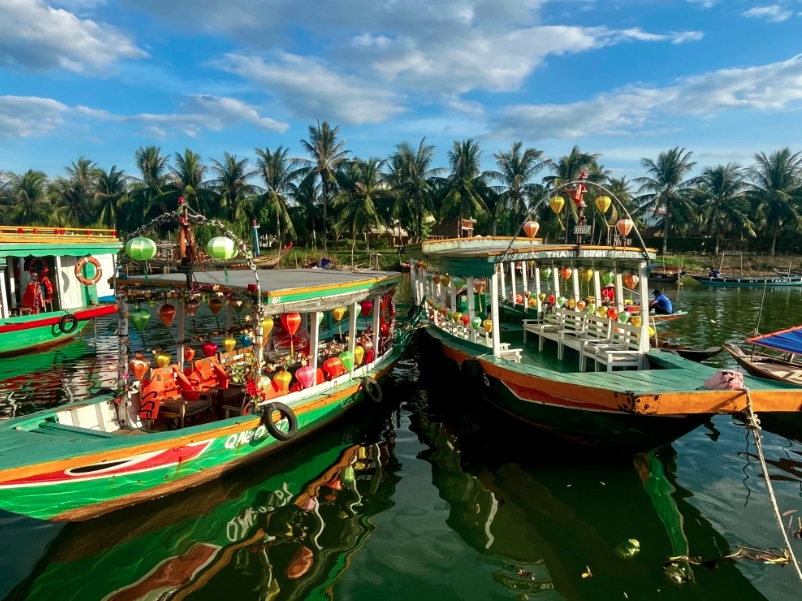 Foreign tourists share nine things to eat and drink in Hoi An
